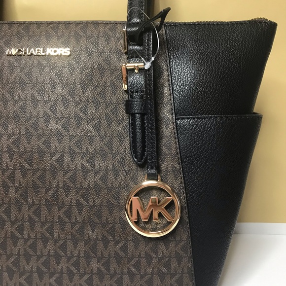 MICHAEL KORS CHARLOTTE LARGE TOP ZIP TOTE - Picture 2 of 13